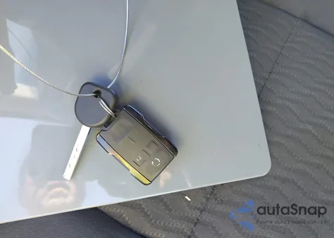 2018 Chevrolet Tahoe Ls z USA, uszkodzony, nr VIN 1GNSCAKC5JR384133